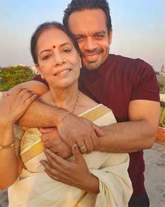 Gaurav taneja with his mother